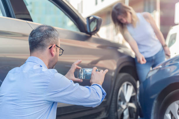 Professional Car Insurance Near Me technician working in Skyline Acres, OH